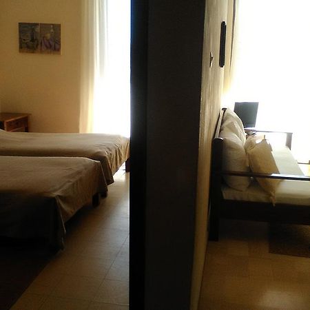 Aparthotel Iliahtides Amarynthos Luaran gambar