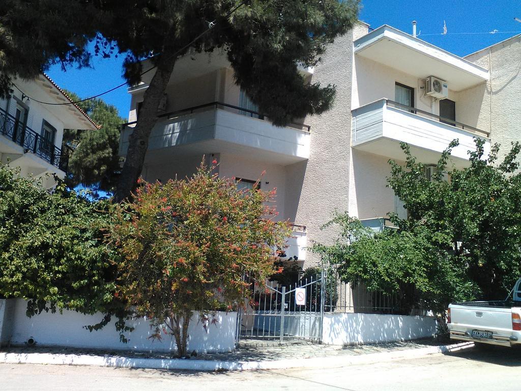Aparthotel Iliahtides Amarynthos Luaran gambar