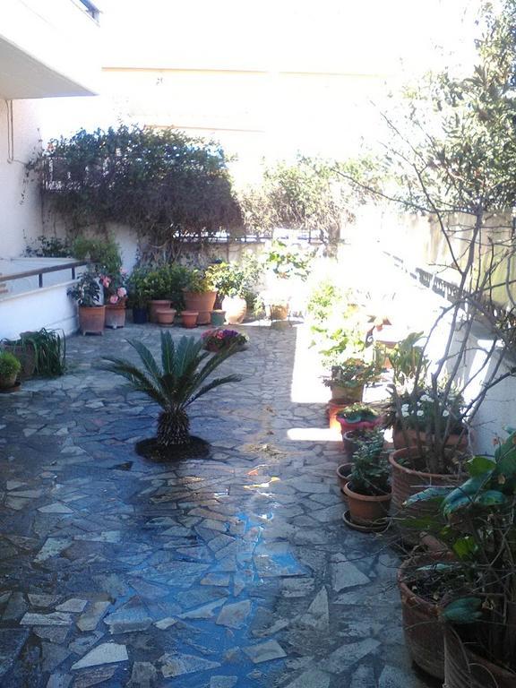 Aparthotel Iliahtides Amarynthos Luaran gambar