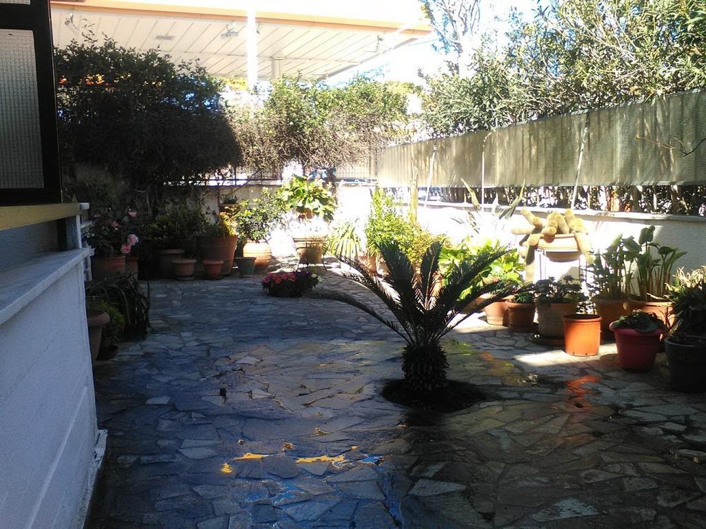 Aparthotel Iliahtides Amarynthos Luaran gambar