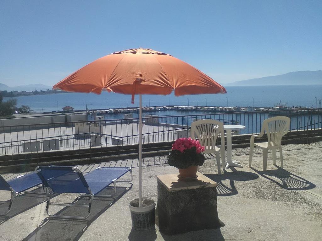 Aparthotel Iliahtides Amarynthos Luaran gambar