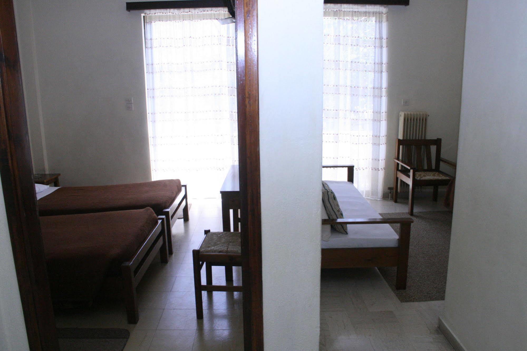 Aparthotel Iliahtides Amarynthos Luaran gambar